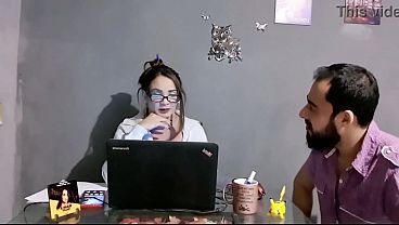 Dando Um Jeitinho Brasileiro De Vender, Com Aquele Toque Safado Que Faz O Cliente Cair De Boca.