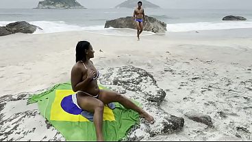 Fui Pra Praia Com Meu Marido E A Gente Se Pegou No Meio De Todo Mundo (completo No Red)