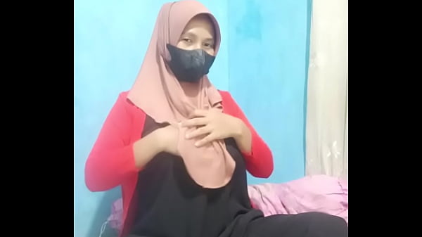Indonesia Gadis Hijab Colmek Pakai Dildo Sampai Klimaks Nikmat