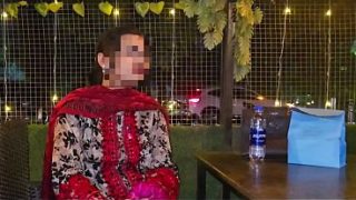 College Wali Girlfriend Ko Khana Khila Ke Ghar Le Aaya Aur Uski Moti Gol Gaand Phaad Di, Zor Zor Se Choda, Hindi Gandi Baatein