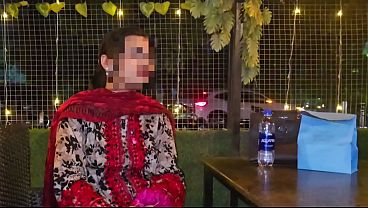 College Wali Girlfriend Ko Khana Khila Ke Ghar Le Aaya Aur Uski Moti Gol Gaand Phaad Di, Zor Zor Se Choda, Hindi Gandi Baatein