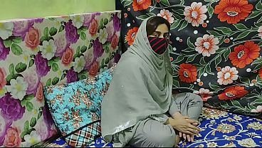 Ghar Mein Dost Ki Behen Ko Tail Laga Kar Chod Diya, Desi Husband Ne Friend Ki Sister Ki Moti Gol Gaand Phaad Di, Wild Sex Ki Raat.