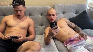 Nos Follamos A La Gorda De Nuestra Hermanastra – Trío Caliente Con La Zorra De Emilyfox