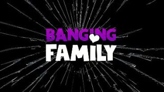 Banging Family: My Tatted Stepsis Dresses As A Dirty Mechanic For Her Stepbro