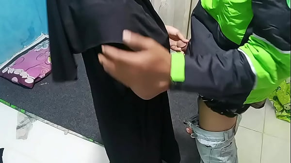 Prank Ajak Ngentot Ojol, Bikin Si Driver Makin Liar Dan Panas