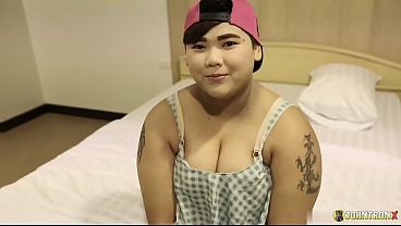 Johntronx – Raw Pounding With A Thick, Horny Thai Amateur Slut