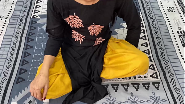 Big Juicy Punjabi Aunty Gets Her Fat Ass Pounded Hard