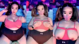 Jijiw Toge, Susu Montok Ngangkang, Jembut Basah Siap Omek