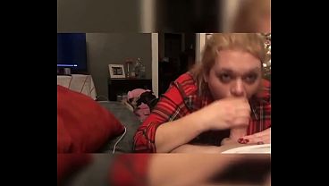 Amateur Tinder Date Gets Her Throat Filled – Raw Deepthroat & Cumshot Compilation