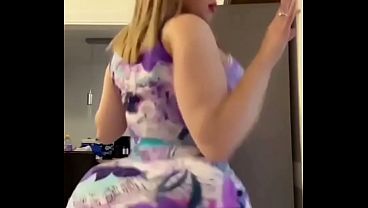 Feel That Juicy Clap Echo Through The Room