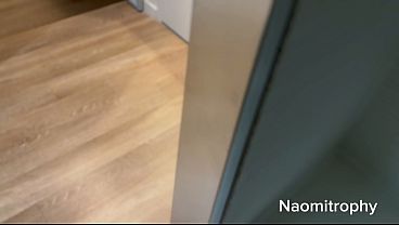 Get Wild With Your Step Sister On Vacation – Naomi Noel Fucks Hard