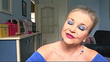 Jeans, Big Tits & A Horny Milf Fingering Herself