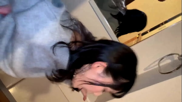 美形で知的な医大生がまさかの痴女覚醒！？超敏感なスレンダーな肉体を震わせてイキ崩れるまで絶頂を繰り返す！！尻にぶっかけ・中出し・顔面射精の3連発！！part1