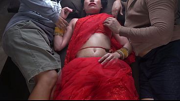 Xxx Indian Step Mom Aur Step Sons Ka Hindi Mein Kamaal Ka Sexy Scene
