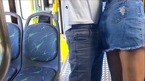 Jovem Estudante Encoxada E Fodida No Busão, Tesão Público Sem Limites!