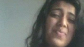 College Gf Bares It All For Bf To Stop Him From Leaving