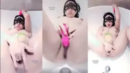 Jessy Colmek Sambil Rebahan, Basah Kena Nikmat Sendiri