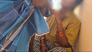 Indian Desi Sex Mason Fucks His Sweaty Worker Raw