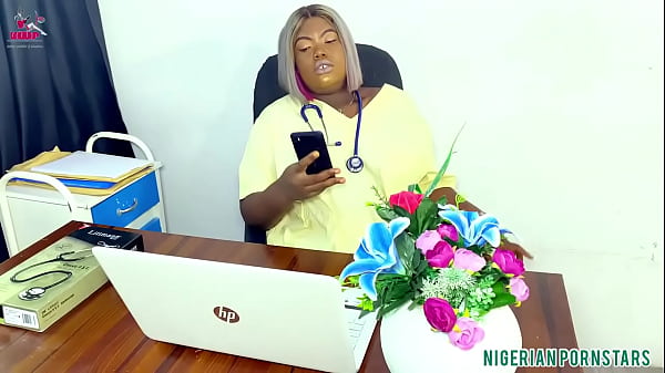 Lazy Nurse Gets Stretched By A Thick Nigerian Bbc