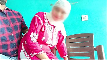 इंटरव्यू के बहाने बॉस के साथ पहली बार चुदवाया, देसी हिंदी में गर्म ऑडियो सेक्स