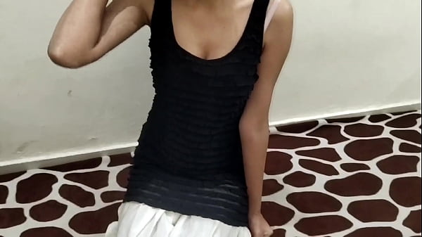 Desi Indian Girl Ko Chocolate Dekar Step Brother Ne Pehli Baar Choda, Hindi Audio Mein Moan