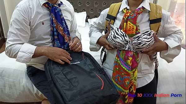 Ever Best Desi Student Fucks Desi Girl In Oyo Hotel On Their First Hot Meeting